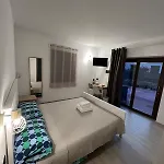 Zenia בית הארחה 3*