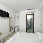 Pensjonat Zenia San Teodoro (Sardinia)